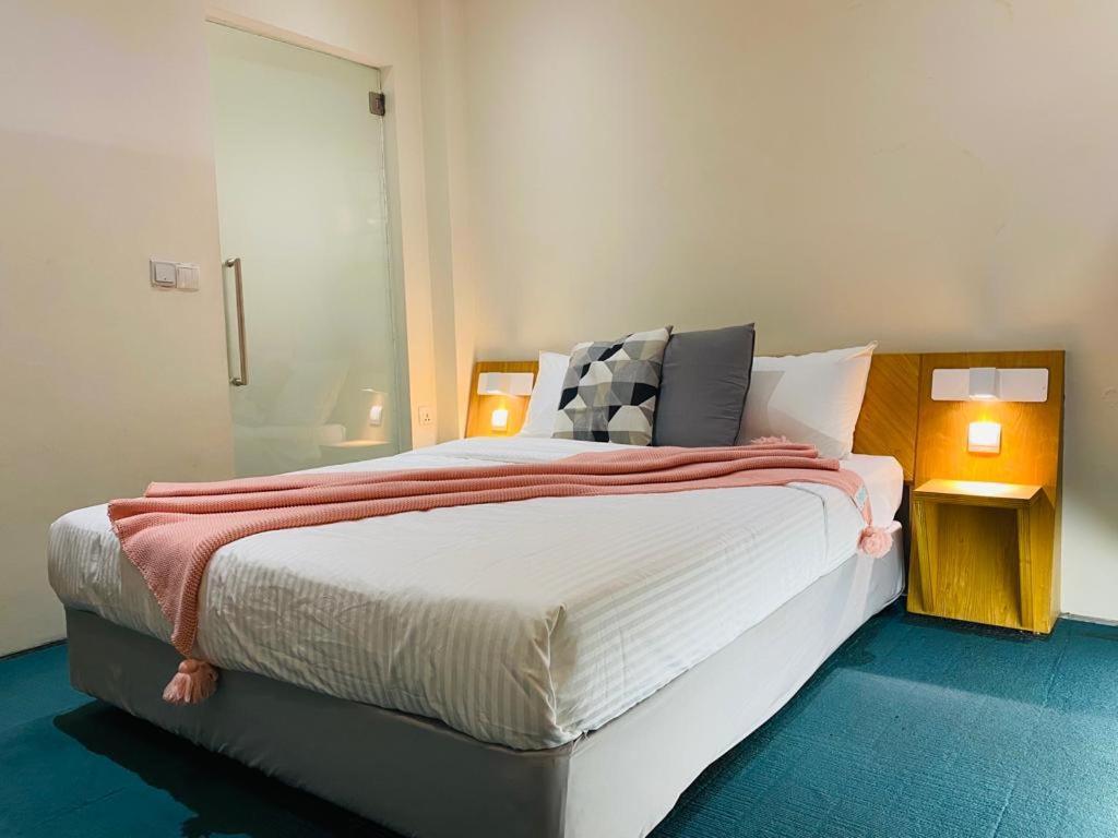 Hotel The Assembly Place, A Co-Living At Mayo Singapur Exterior foto